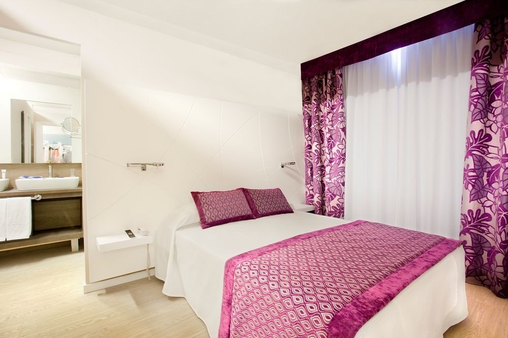 Mar Hotels Playa de Muro Suites