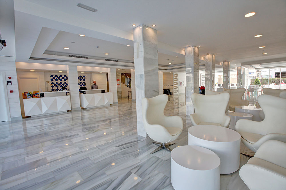 Mar Hotels Playa de Muro Suites