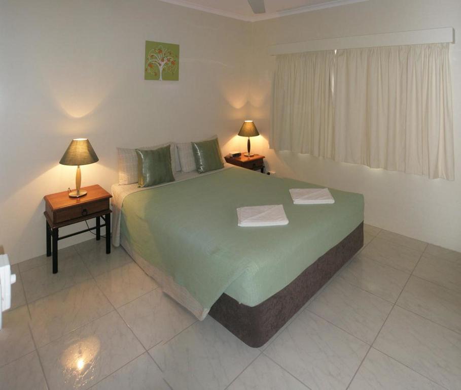 Tradewinds McLeod Holiday Apartments