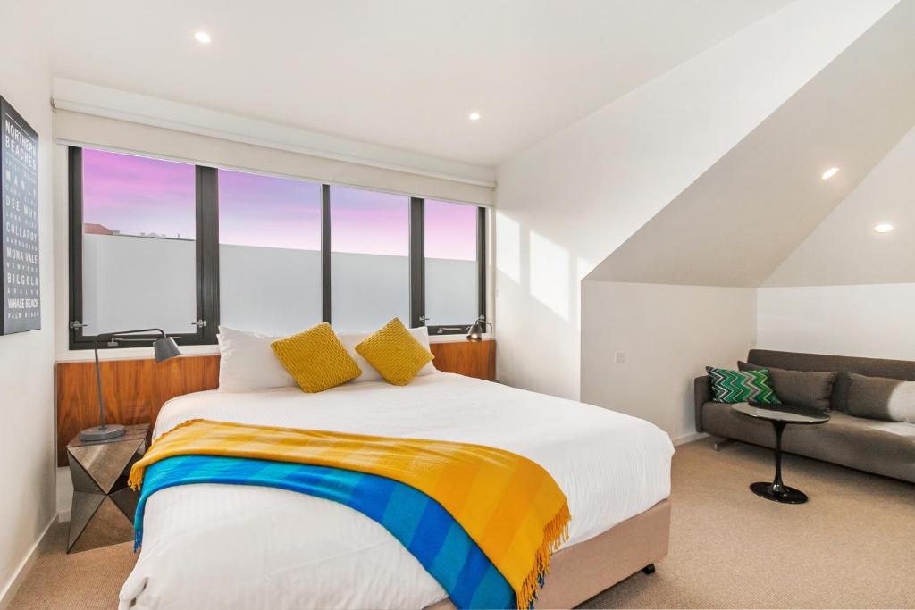 Cremorne Point Manor