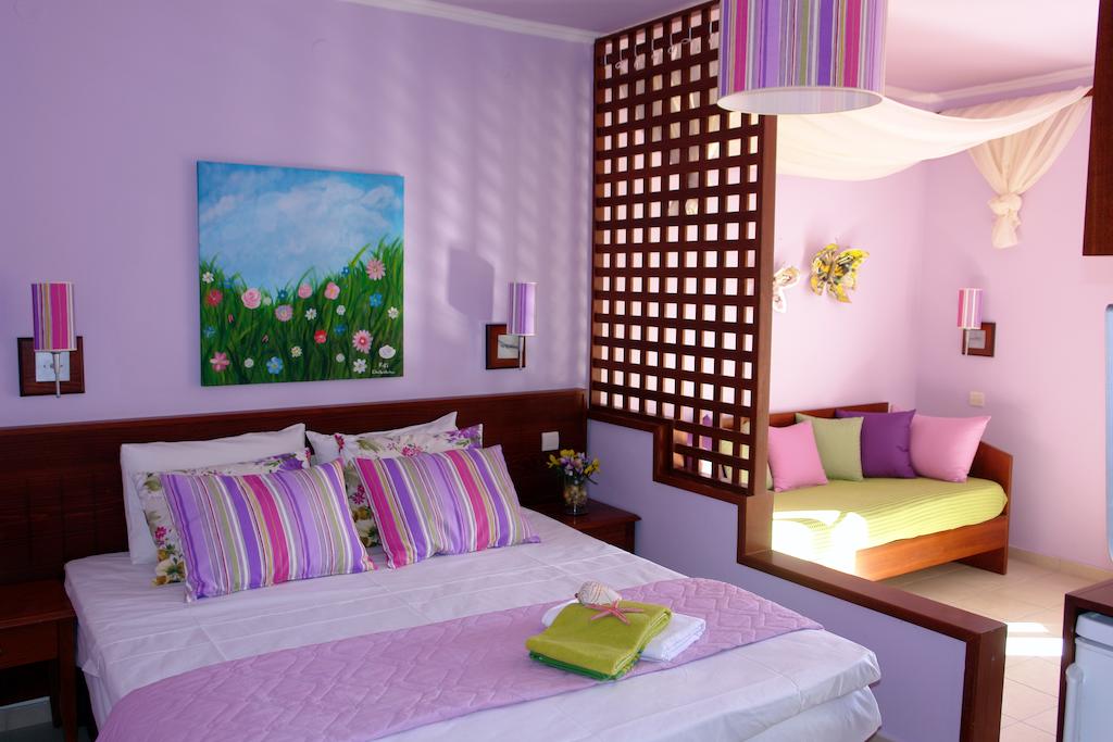 Philoxenia Hotel