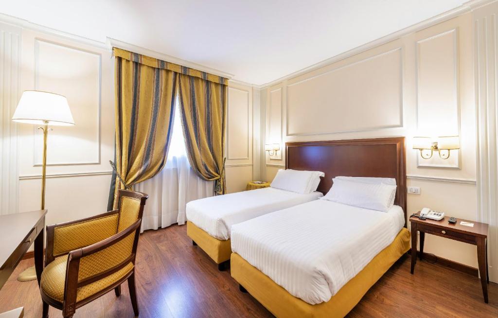 The Regency Hotel Lissone (17km From Milan)