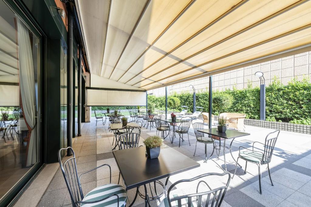 The Regency Hotel Lissone (17km From Milan)
