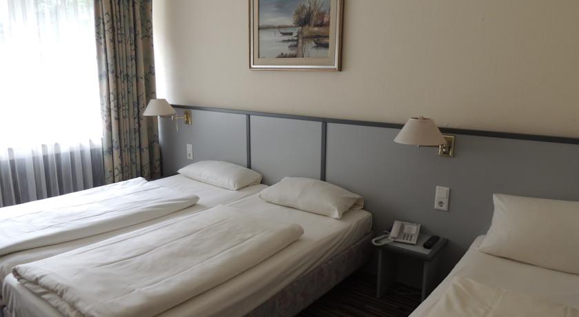 Bahn Hotel