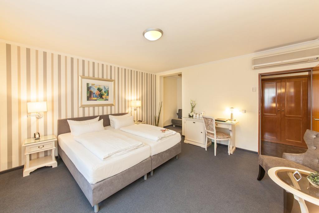Novum Hotel Flora Dusseldorf