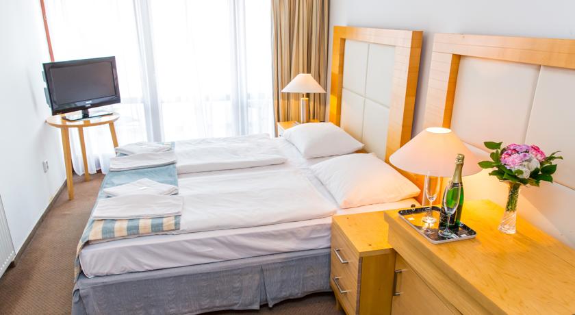 Abe Hotel