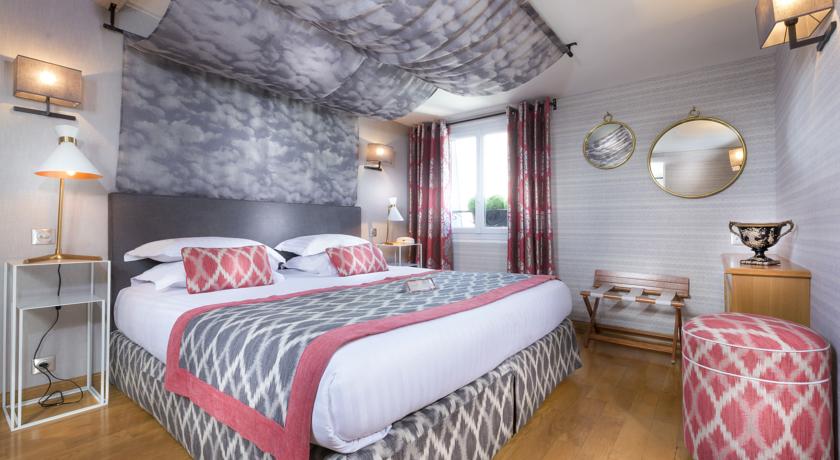 Dauphine Saint Germain Hotel