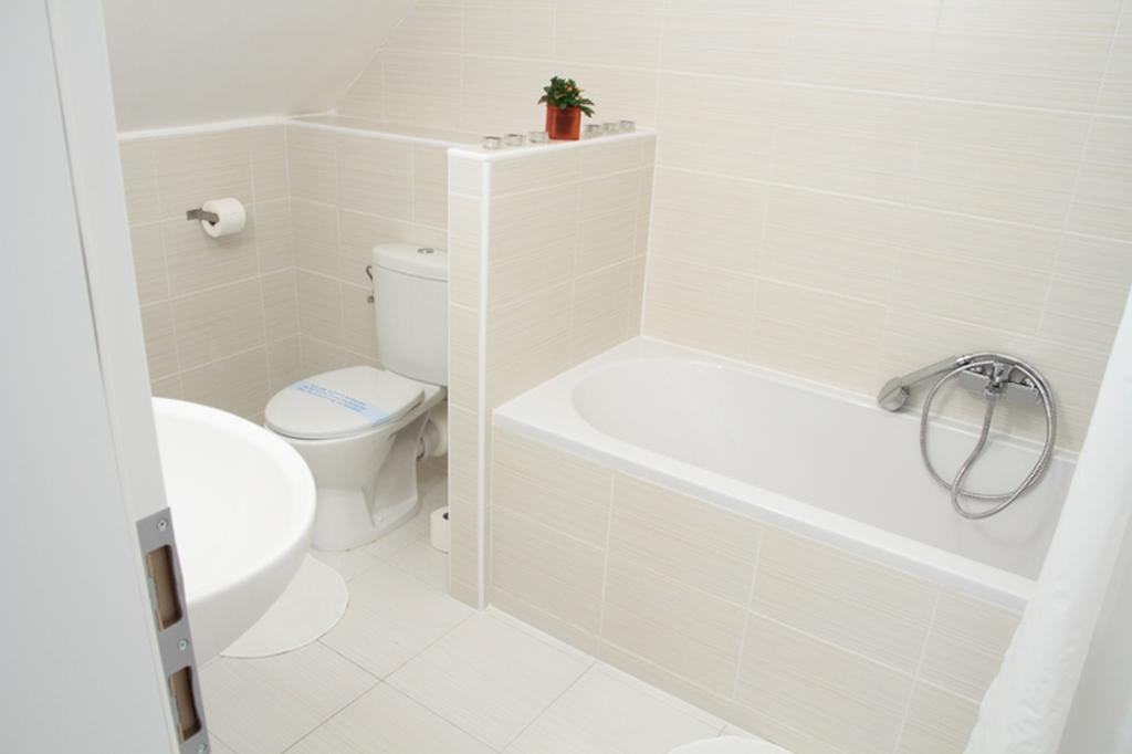 Corvin Plaza Apartments - Suites