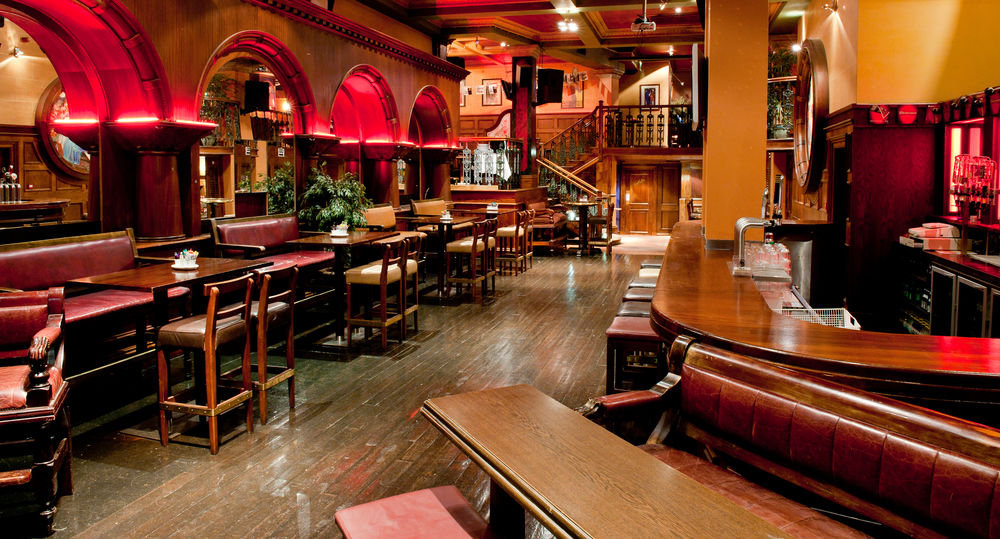 Eyre Square Hotel