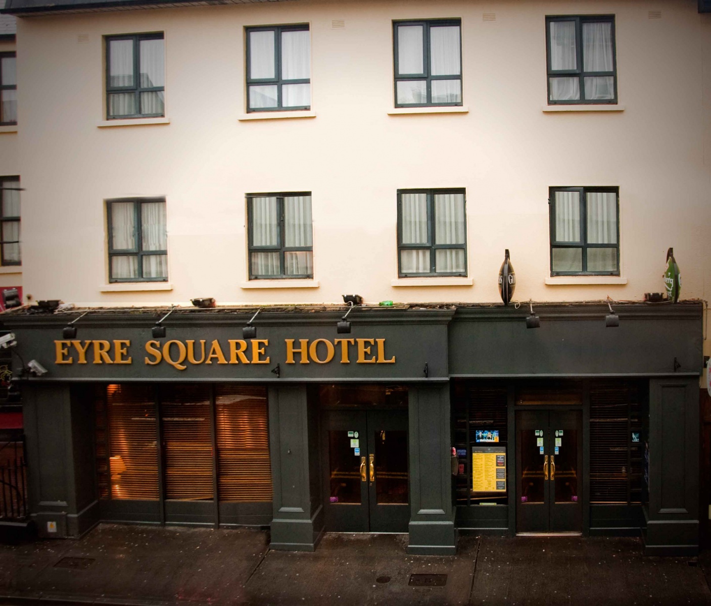 Eyre Square Hotel