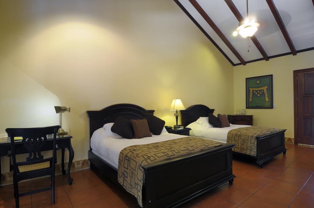 Hotel Plaza Colon