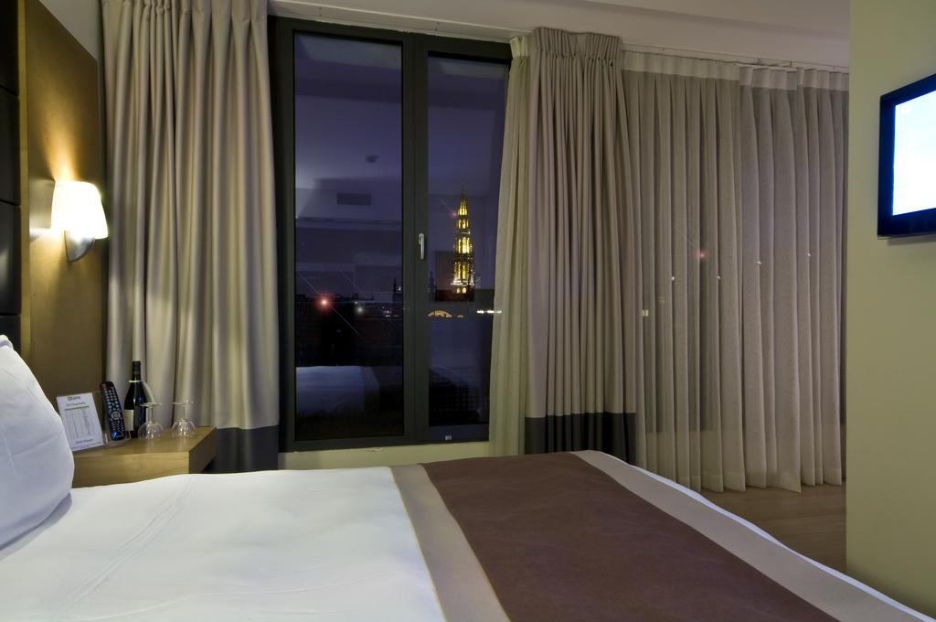B-aparthotel Grand Place