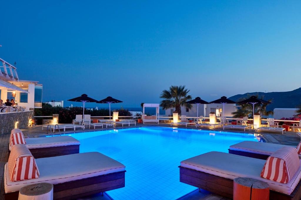 Archipelagos Hotel