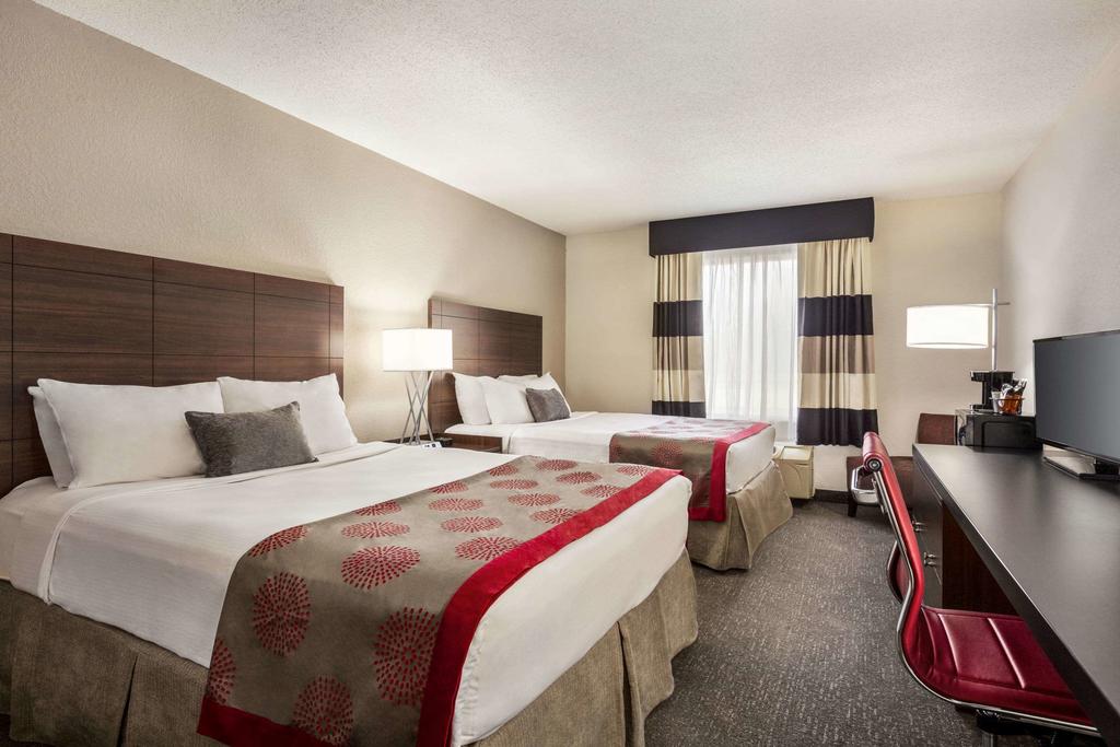 Ramada by Wyndham Sarasota