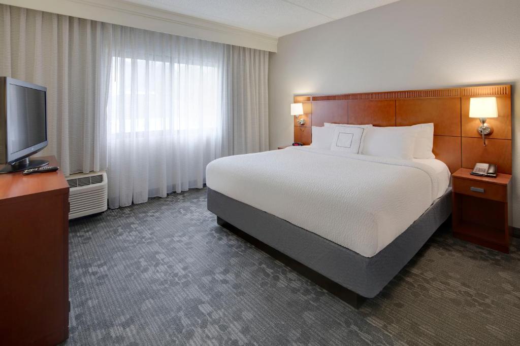 Courtyard by Marriott Atlanta Windy Hill/Ballpark