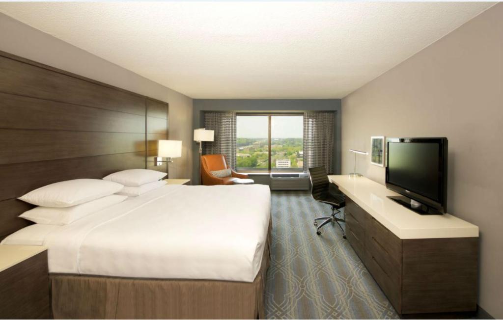 Doubletree by Hilton Bloomington - Minneapolis South