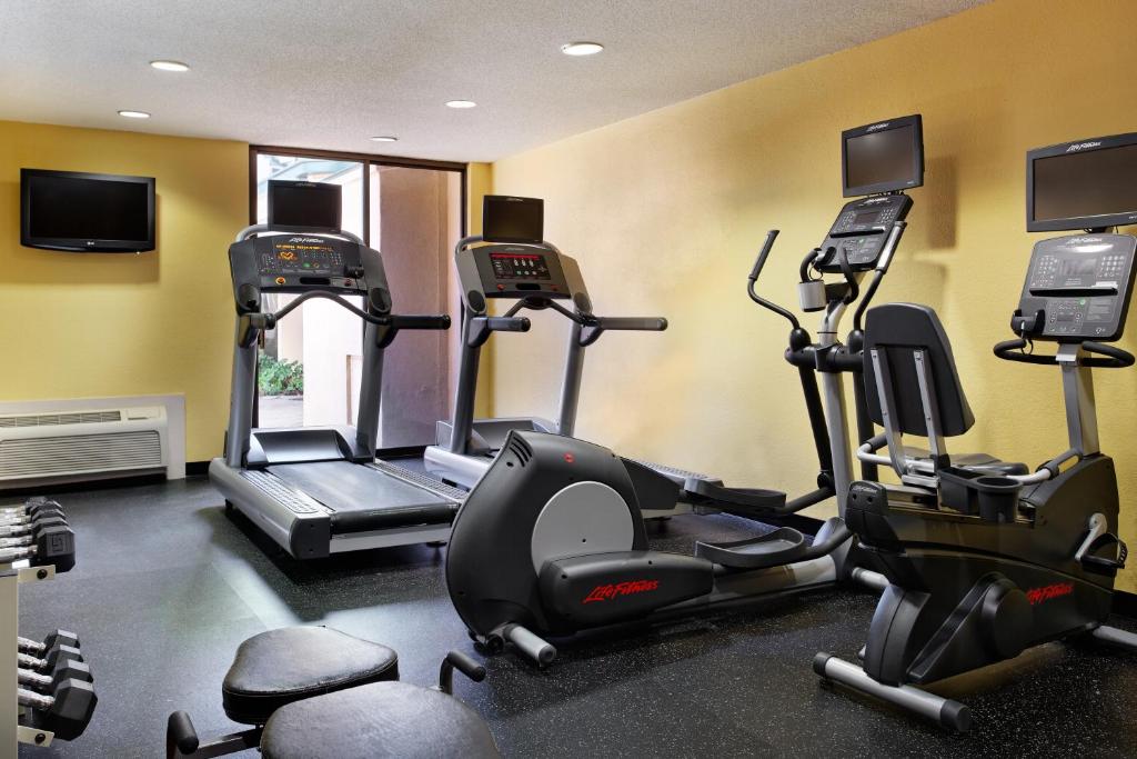 Courtyard by Marriott Houston Brookhollow