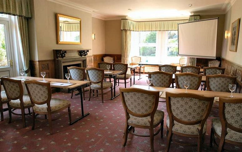Duxford Lodge Hotel