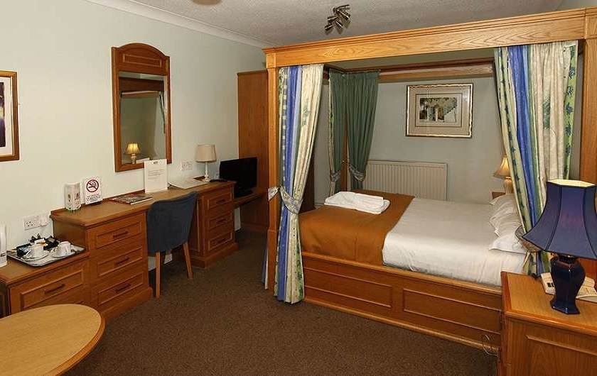 Duxford Lodge Hotel