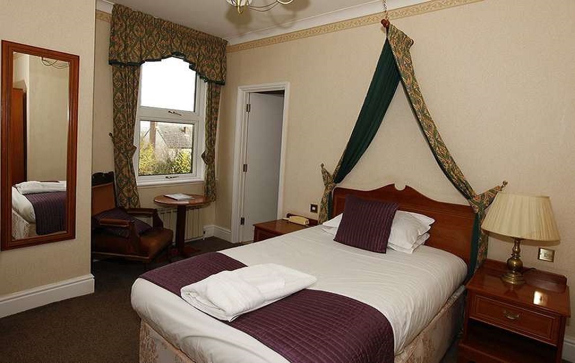 Duxford Lodge Hotel