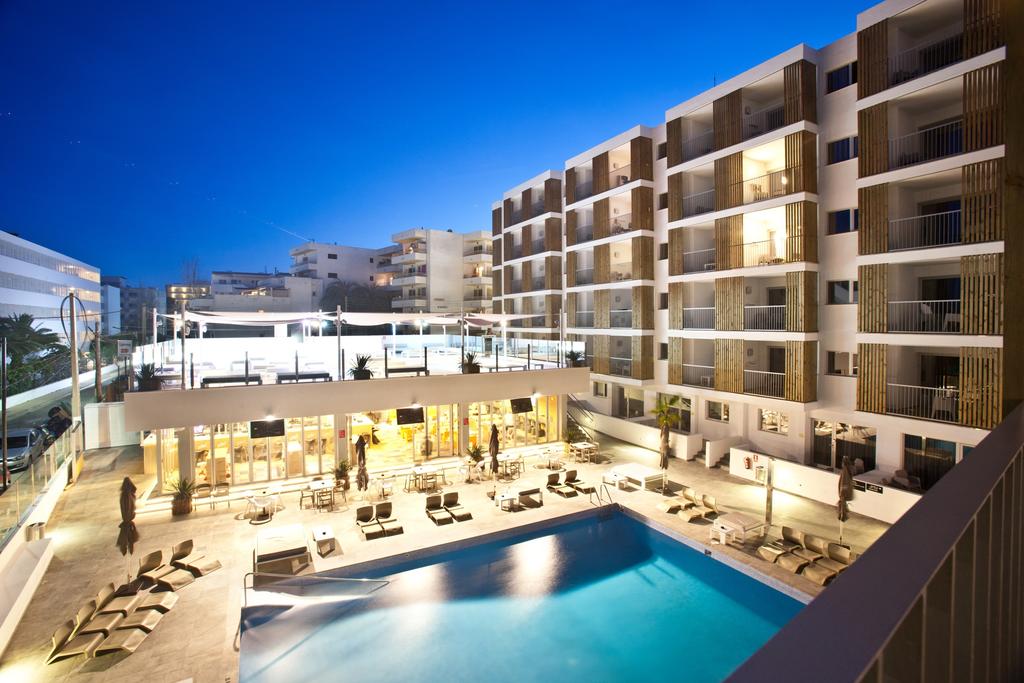 Ryans Ibiza Apartments - Adults Only