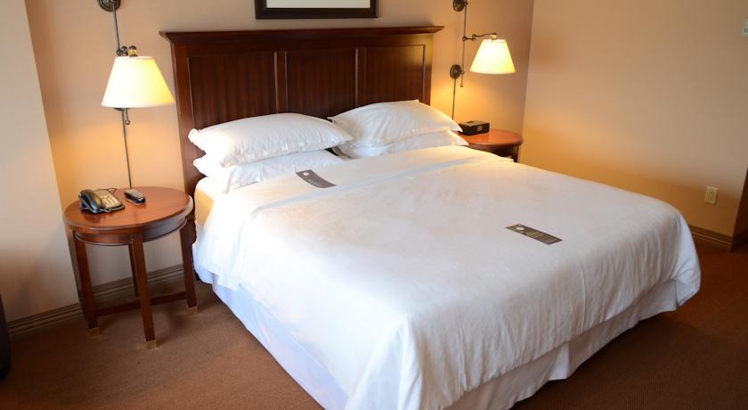 Sheraton Houston West Hotel