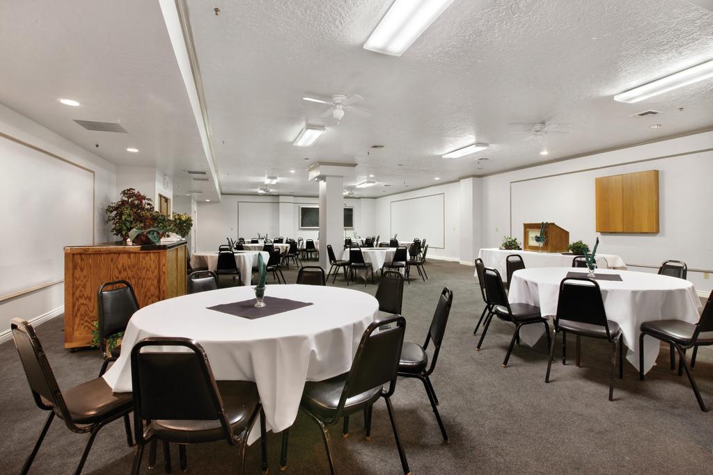 Shadow Ridge Resort Hotel by All Seasons Resort Lodging