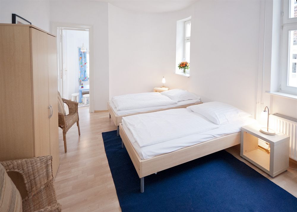 Old Town Apartments Schonhauser Allee Berlin