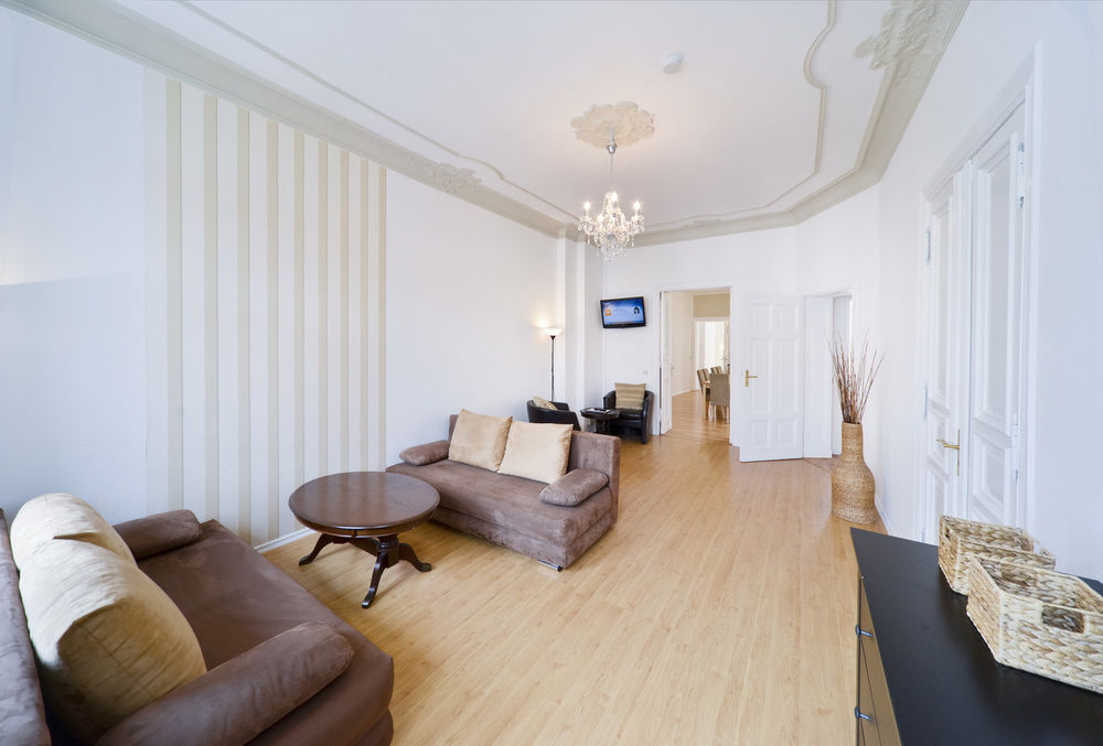 Old Town Apartments Schonhauser Allee Berlin