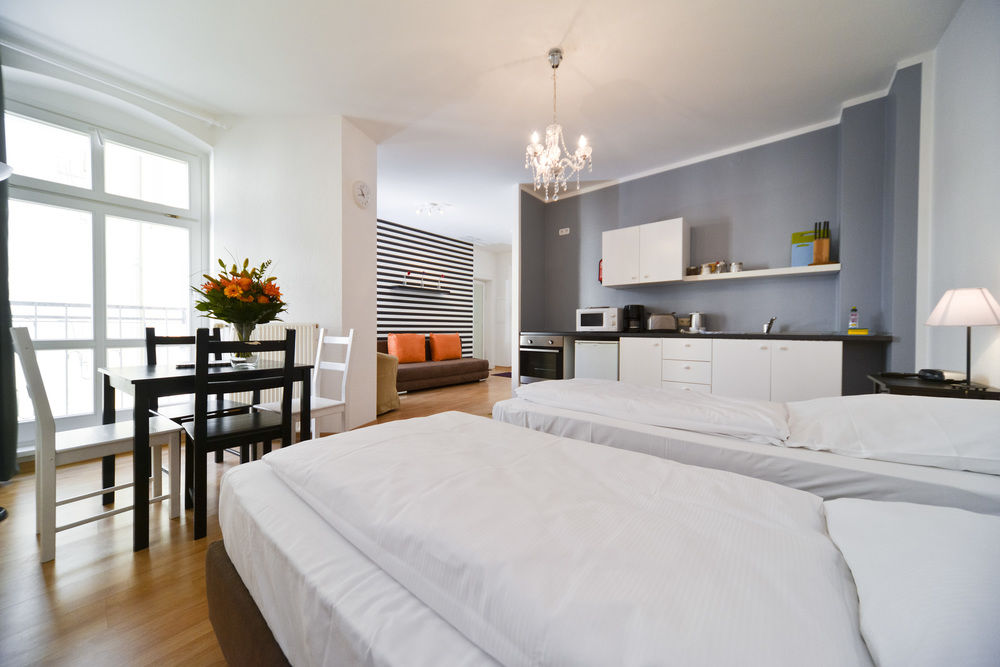 Old Town Apartments Schonhauser Allee Berlin