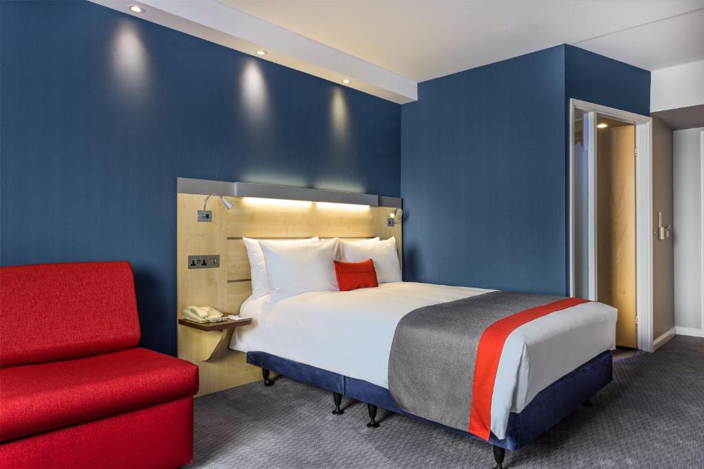 Holiday Inn Express London-Watford Junction