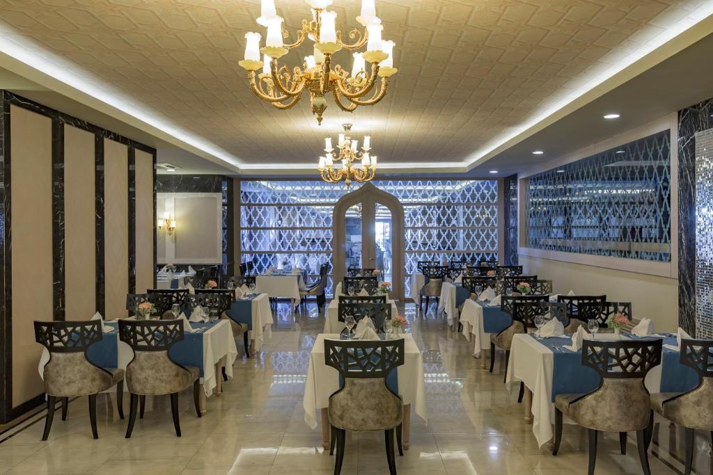 Royal Alhambra Palace – All Inclusive