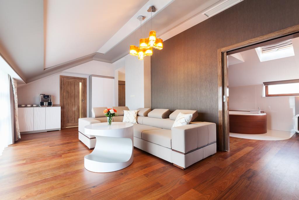 Metropolis Design Hotel