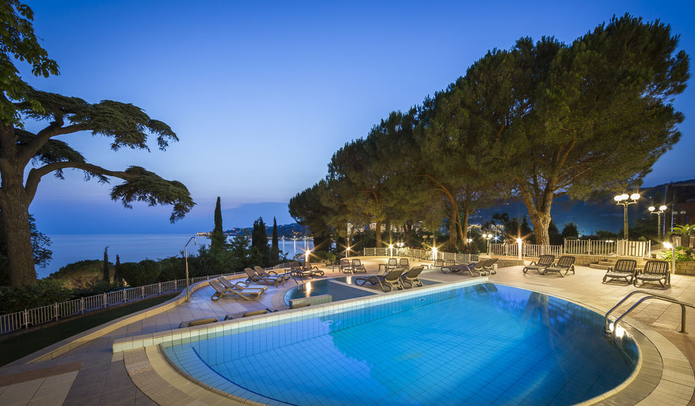 Roza Hotel
