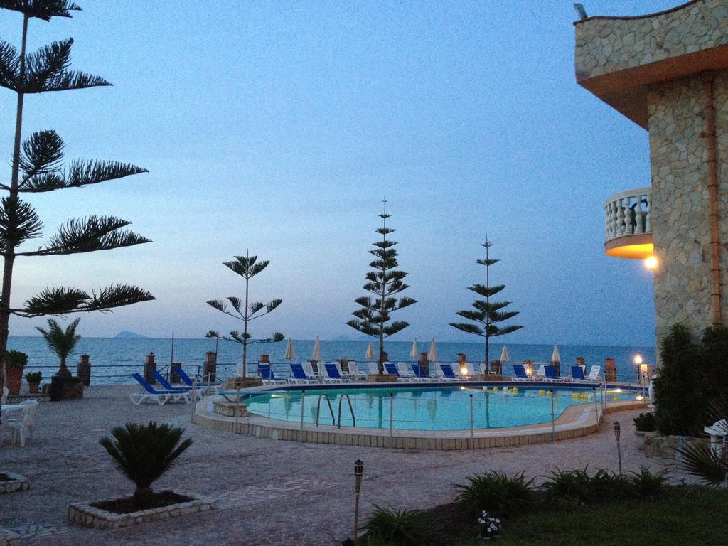 Hotel La Playa Blanca