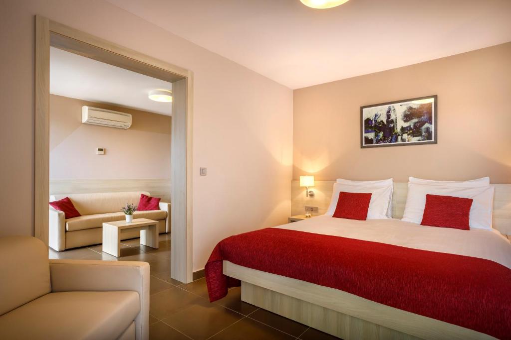 San Marino Sunny Resort By Valamar - Lopar Sunny