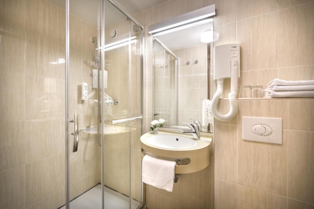 San Marino Sunny Resort By Valamar - Lopar Sunny