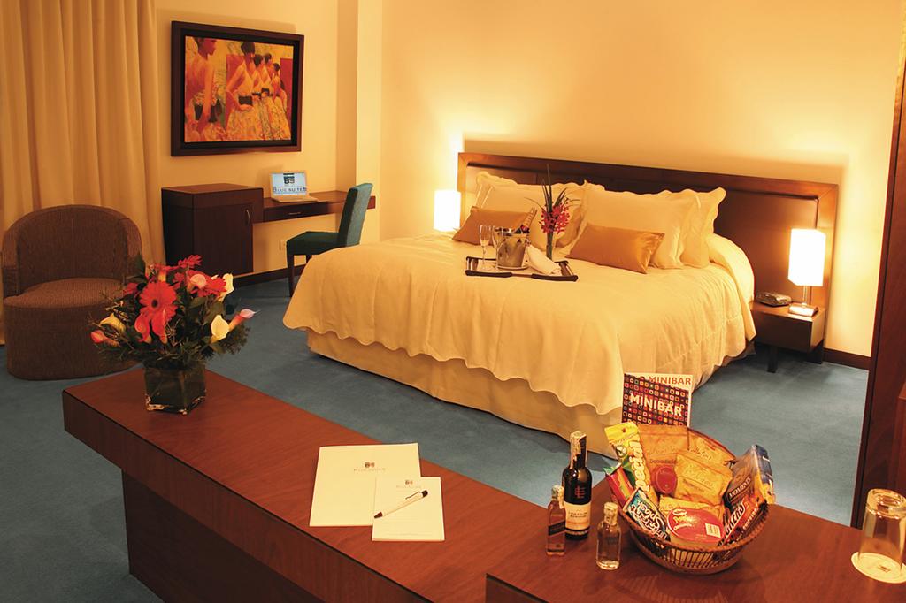 Blue Suites Hotel