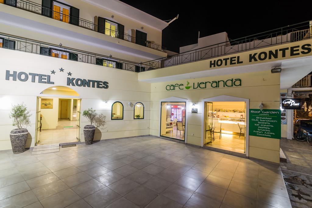 Hotel Oasis