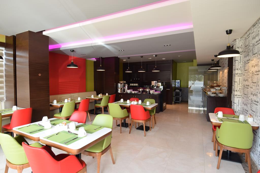 Hayat Heraa Suites