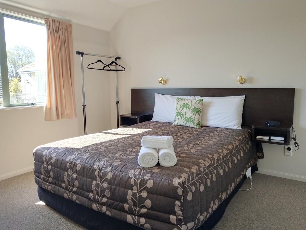 Alcala Motor Lodge