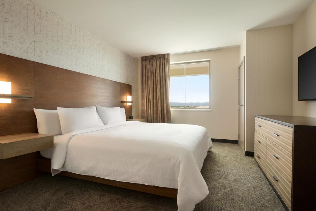 Embassy Suites by Hilton Oahu Kapolei