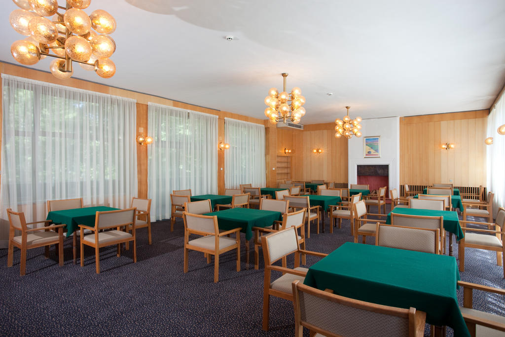 Hotel Lotos - Riviera Holiday Resort