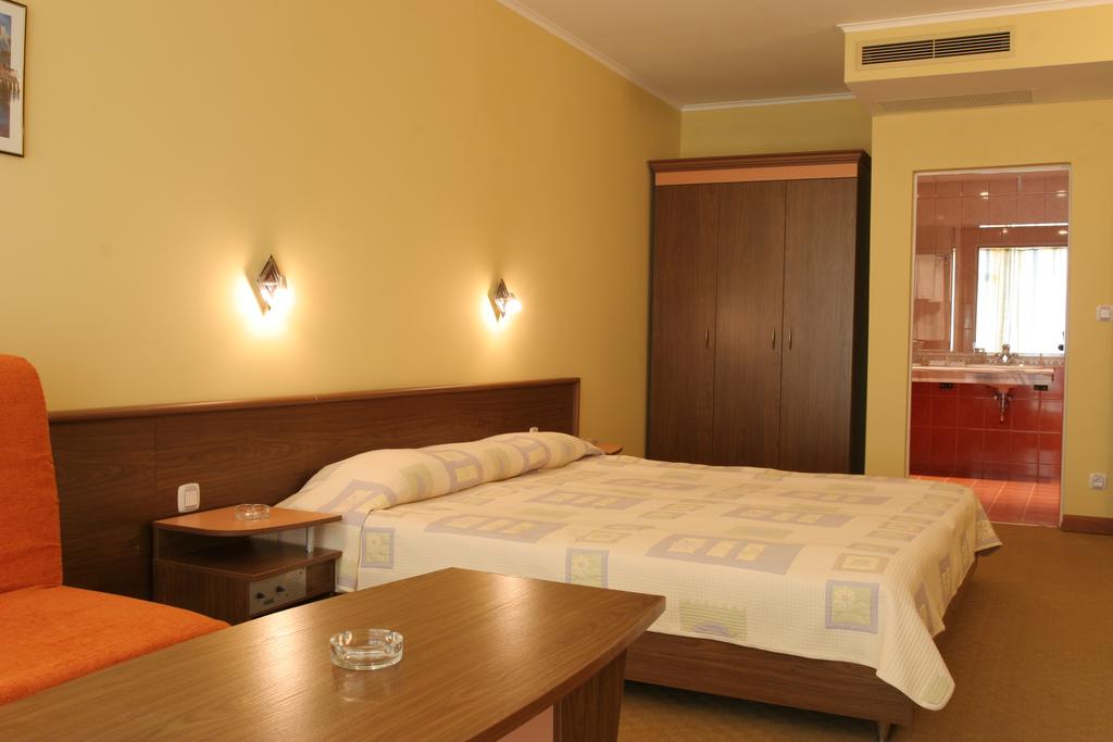Trakia Plaza Hotel