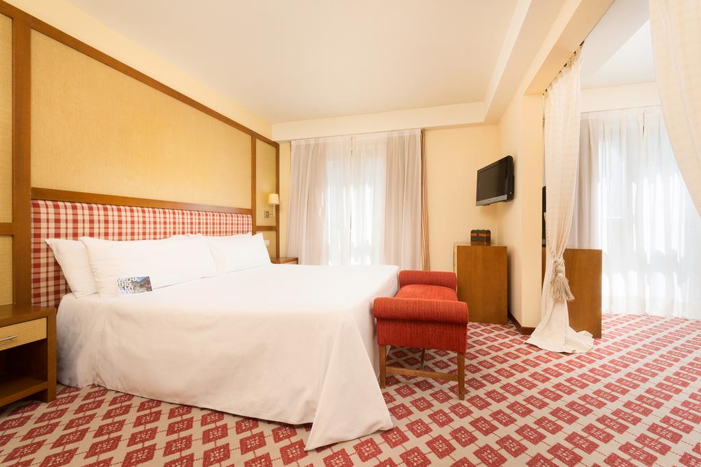 SOL BAQUEIRA VIELHA HOTEL