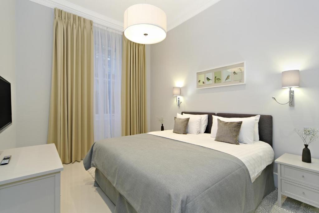 Apartment Queensgate Court