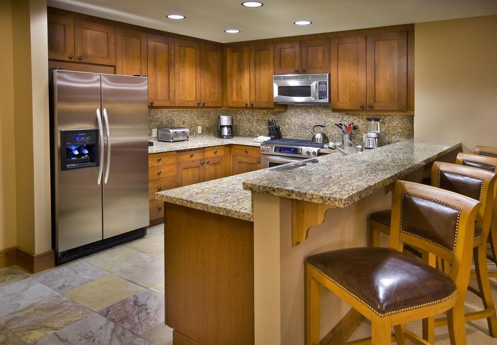 Tahoe Mountain Lodging
