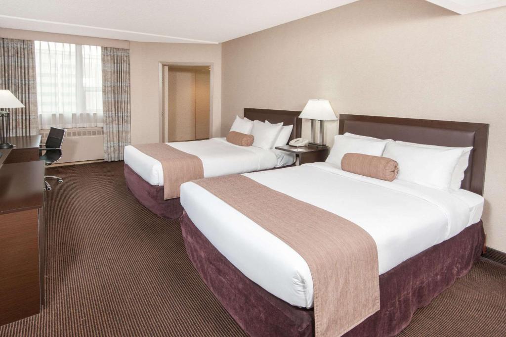 Ramada Plaza by Wyndham Calgary Downtown
