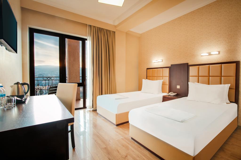 Hotel GTM PLAZA