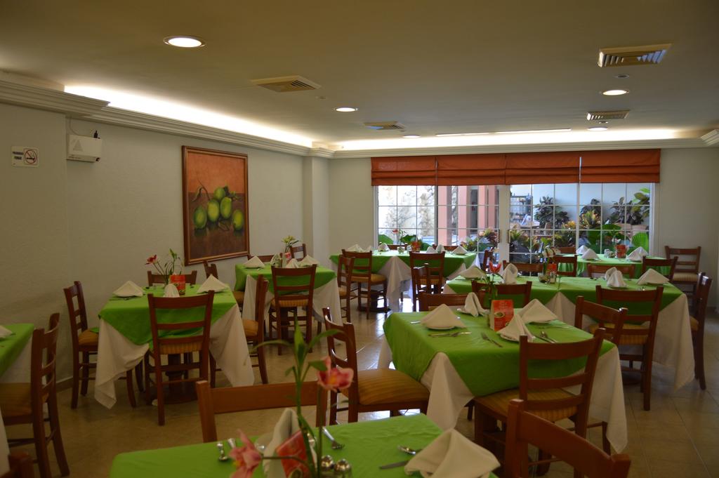 Hotel Costa Inn